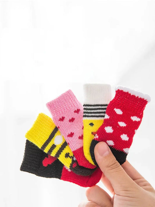 pet-clothes-pet-smart-pet-wear-pet-shoes-pet-socks-Raee-industries