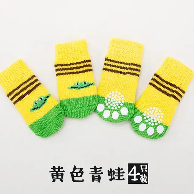 pet-clothes-pet-smart-pet-wear-pet-shoes-pet-socks-Raee-industries