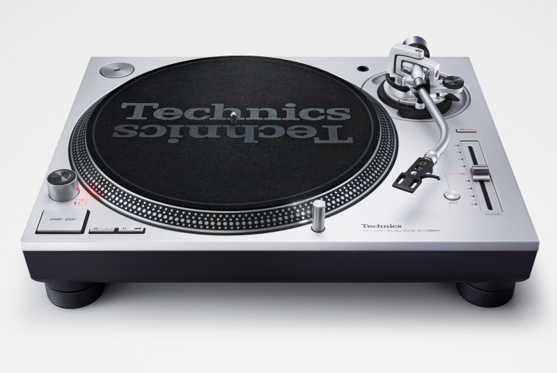 Technics SL-1200 MK7 Turntable