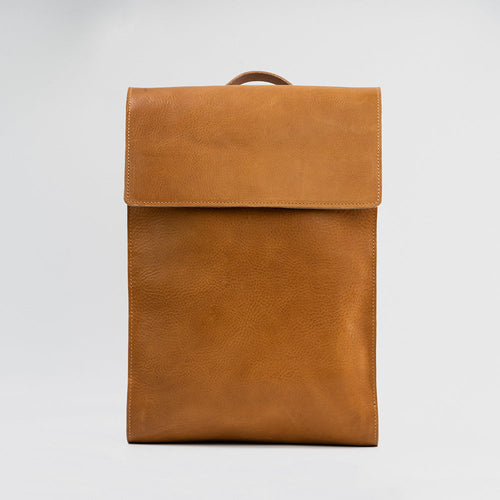 Leather laptop backpack - The Minimalist (Camel)