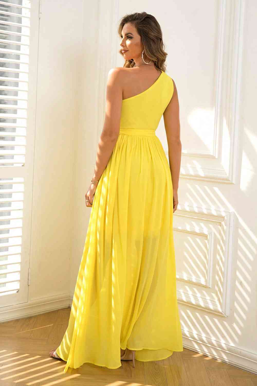 Online store, strapless split, off-shoulder maxi dress of all sizes...Raee Industries