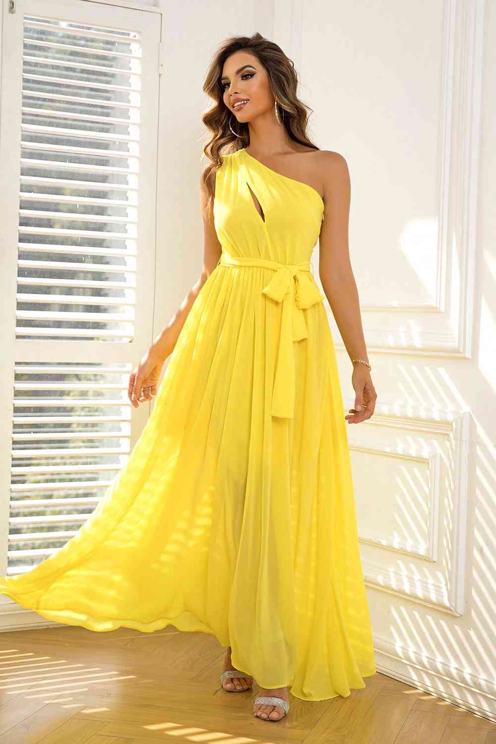 Online store, strapless split, off-shoulder maxi dress of all sizes...Raee Industries