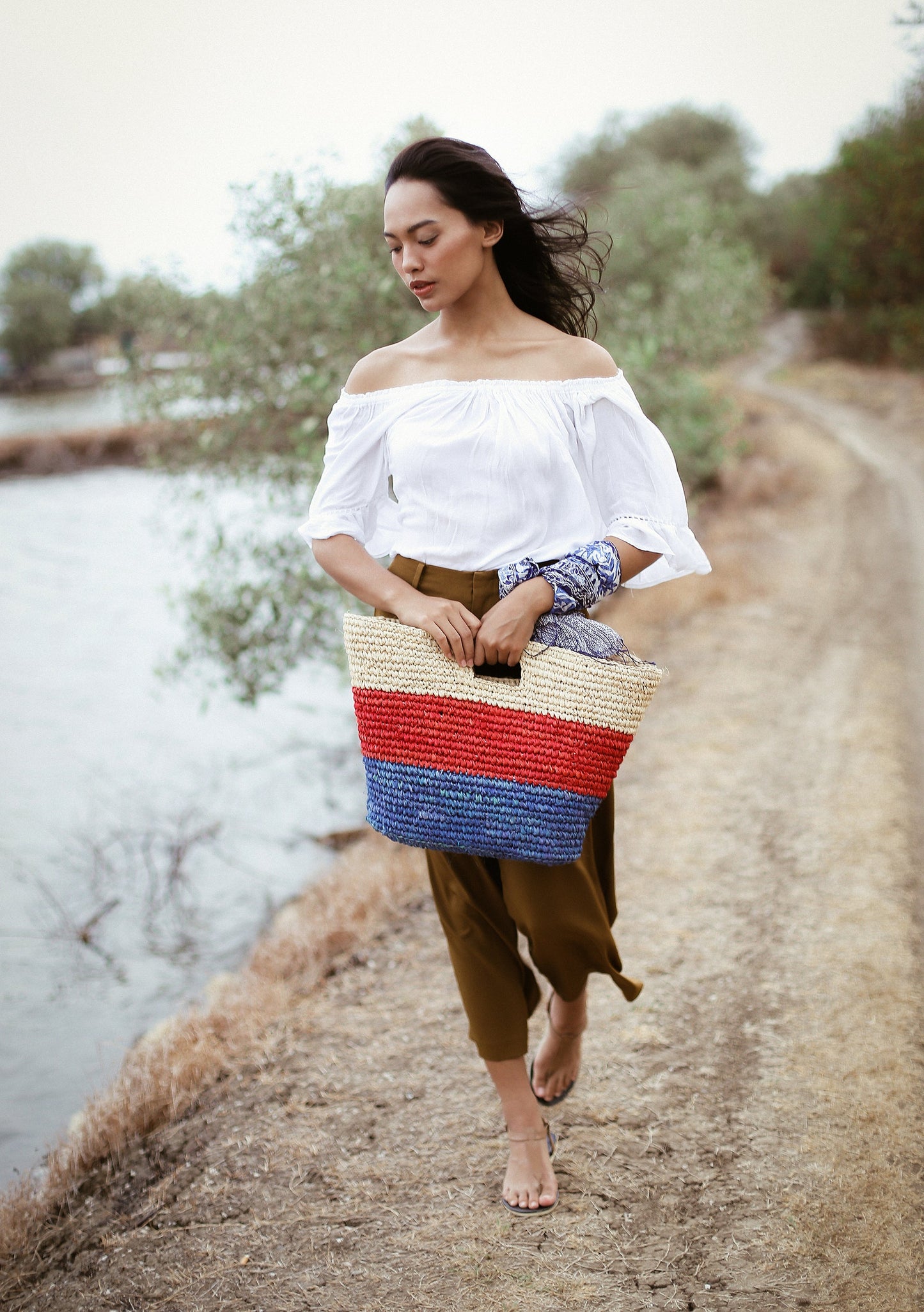 Sayan Raffia Tote Bag, in Red & Blue