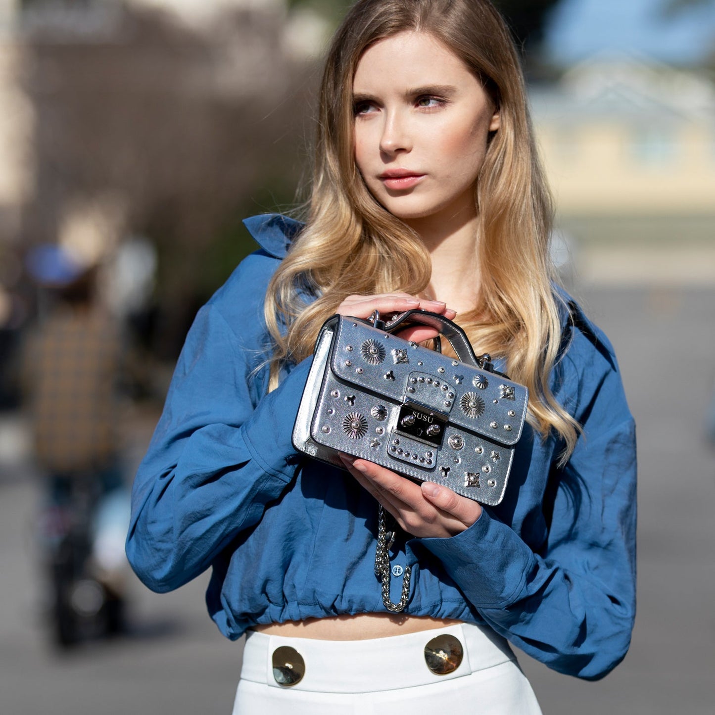 The Hollywood Leather Crossbody Bag Silver