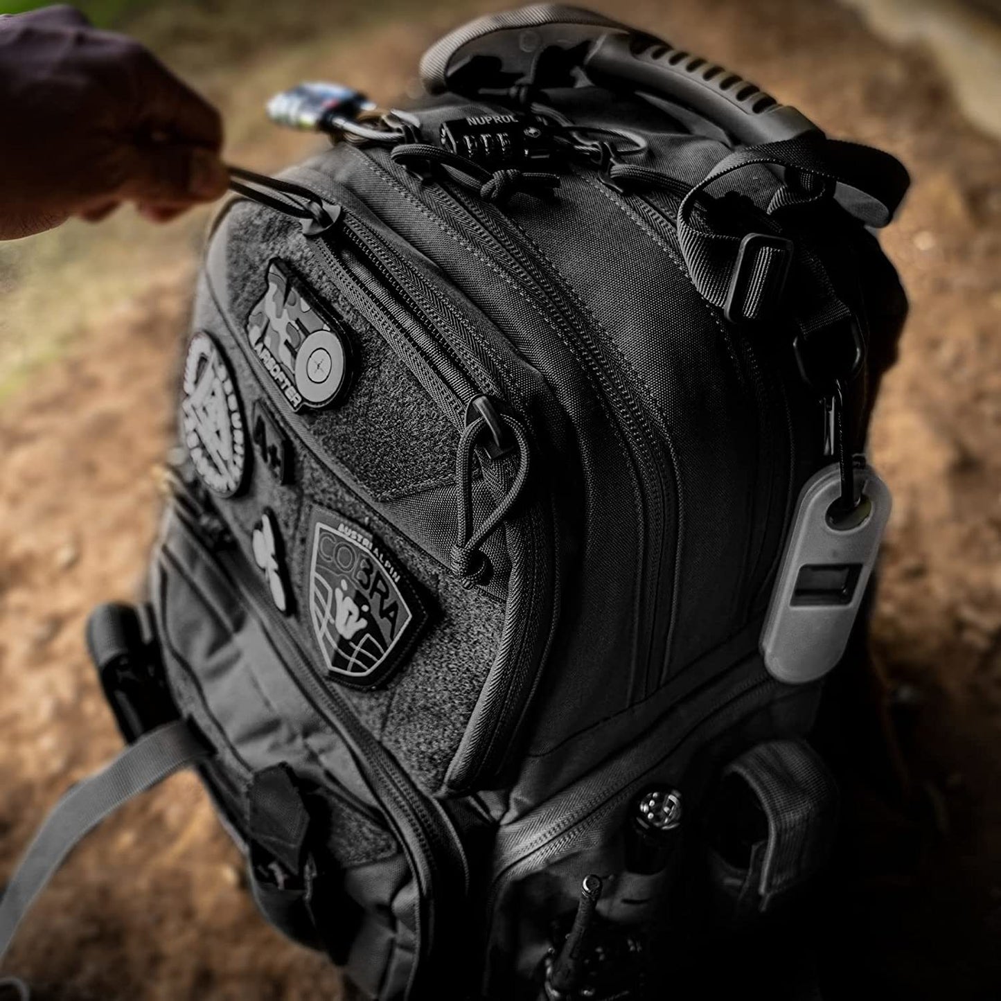 Outdoor Tactical, Over the Shoulder, Backpack, Medical bags, Gears for men and women. Raee Industries.