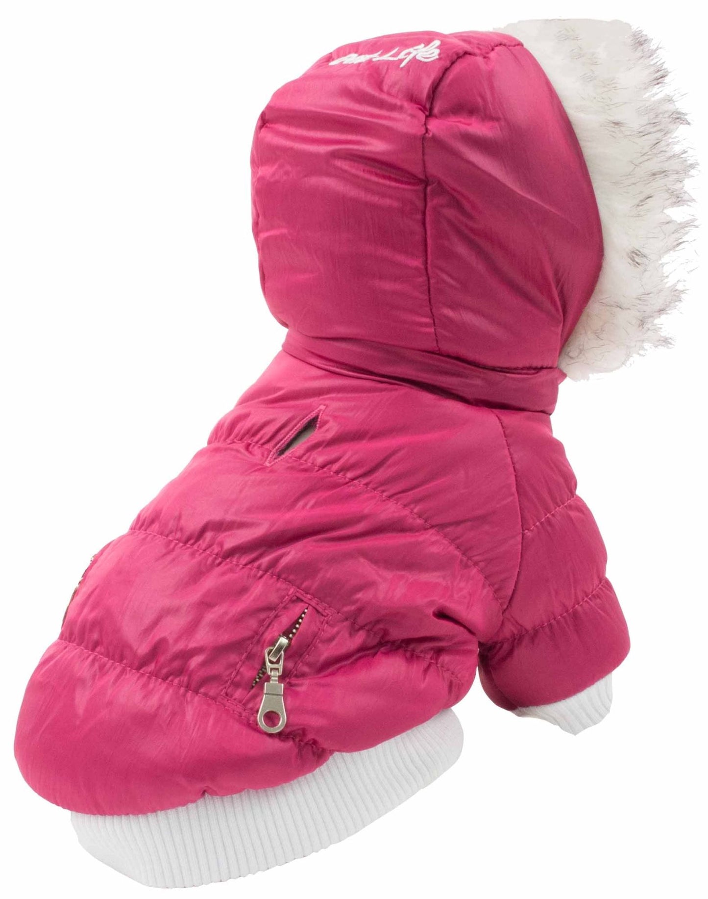 Waterproof dog clothing: Jackets, jackets with hoodies, sweaters, Harnes and coats. Raee Industries