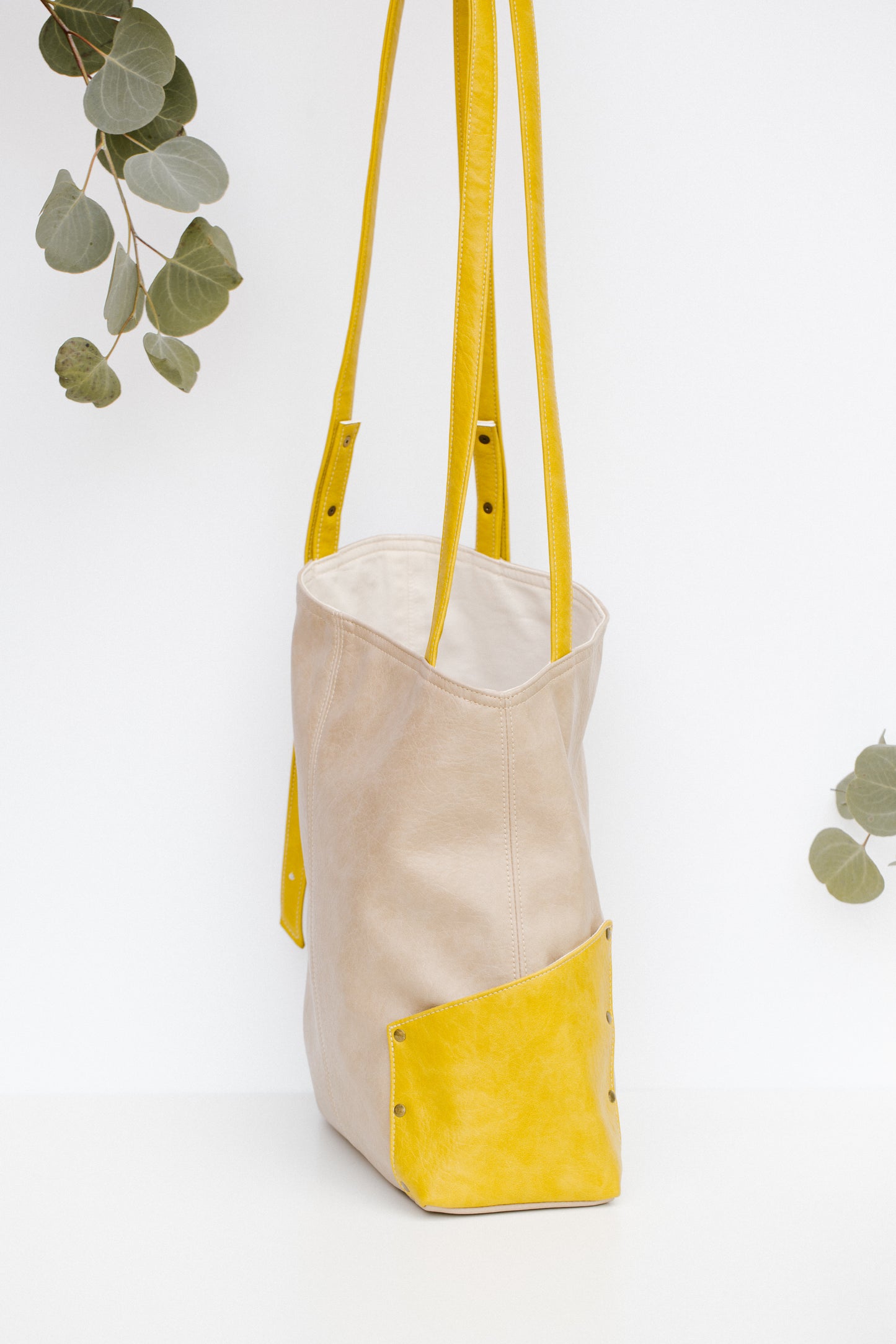 OVERCOMER tote bag | ECRU