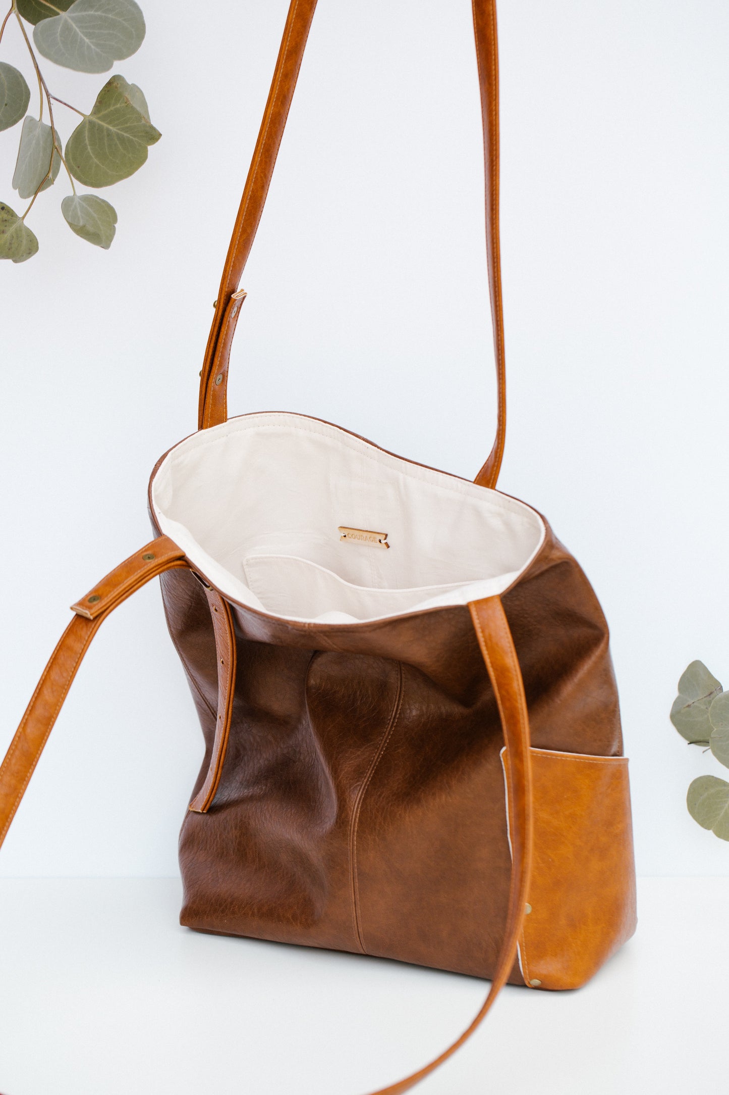 OVERCOMER tote bag | CHESTNUT