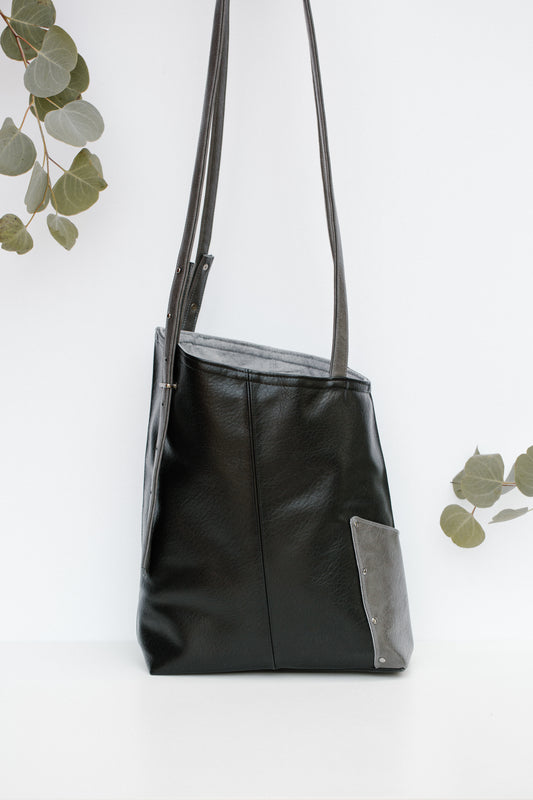 OVERCOMER tote bag | ONYX